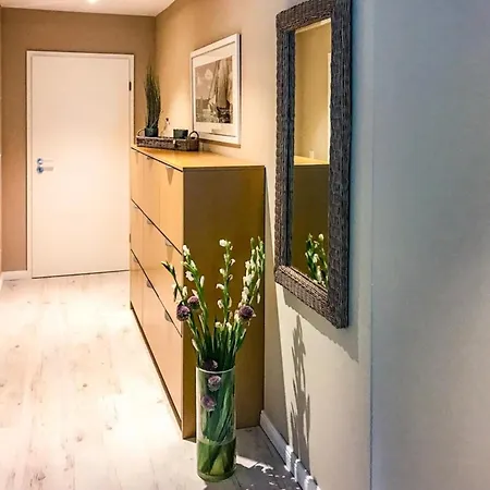 Sandbank Apartment *